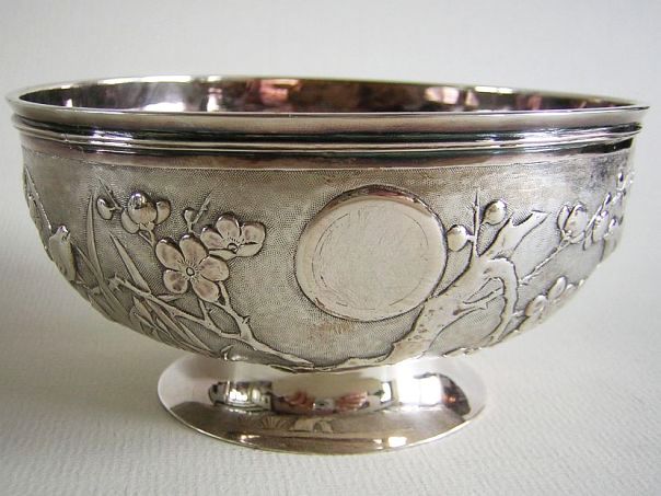 Bowl with birds and chrysanthemums - (5781)